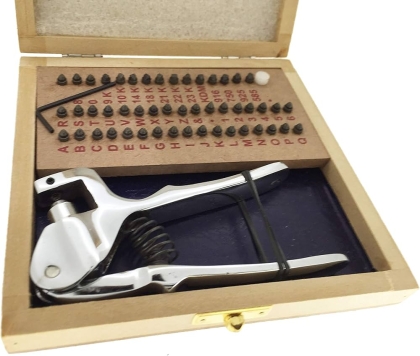 JEWELLERY STAMPING PLIER IN WOODEN BOX
